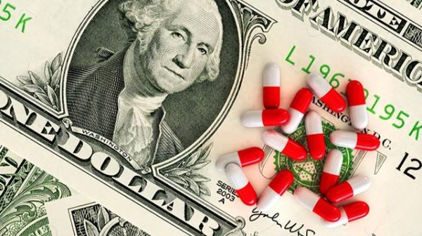 牛宝宝 特朗普不讲武德! 200%关税一出, 印度中国遭殃, 美国人才最先崩溃